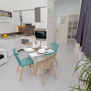 Boutique Jokai - In The Center Budapest