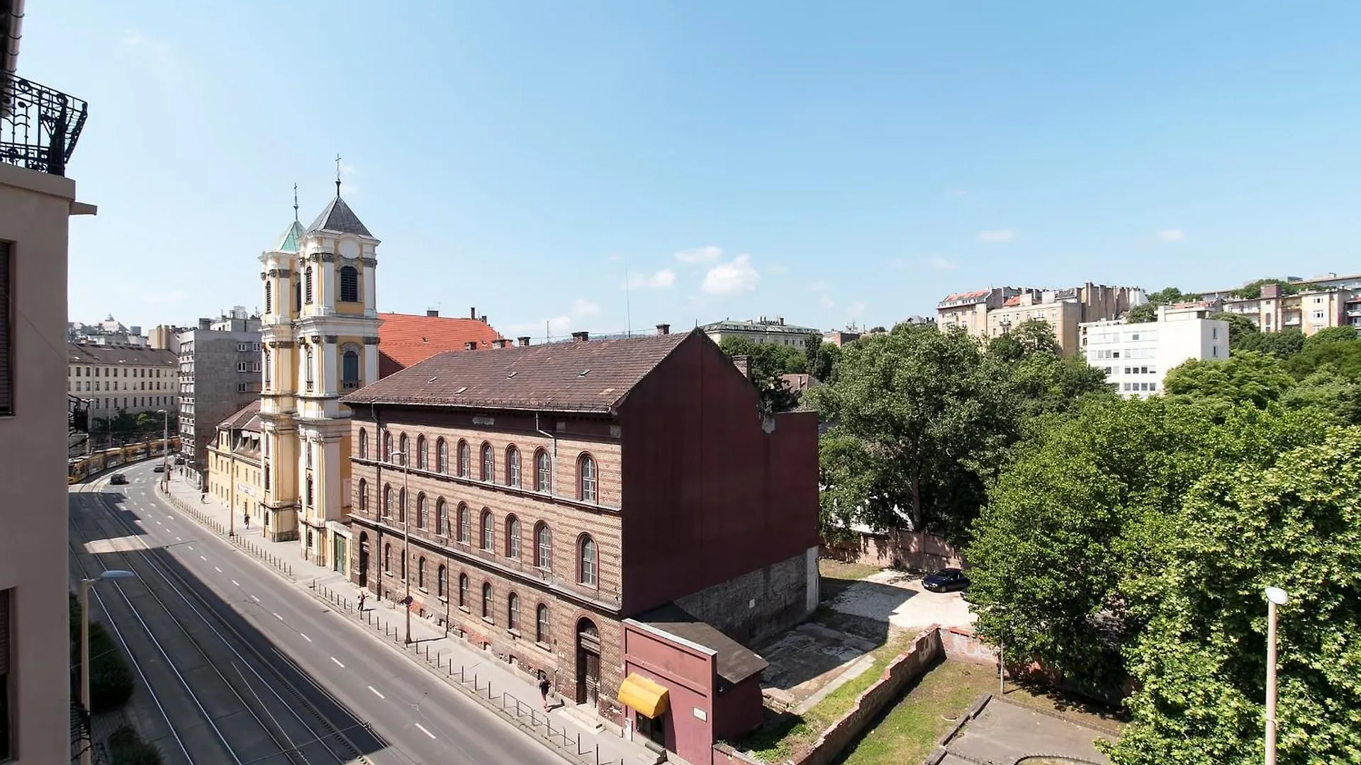 Little Americas Hillside Apartments Budapest
